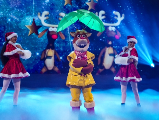 who was reindeer in masked singer
