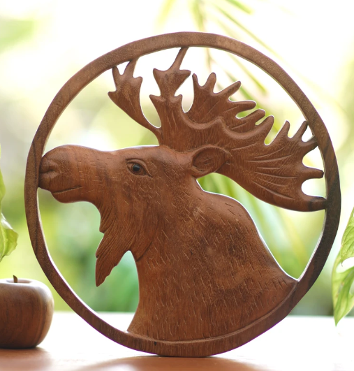 Choosing the Right Wood Carved Moose for Your Home2