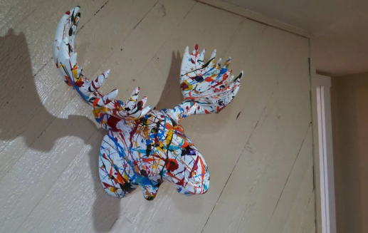 Incorporating Moose Head Art into Your Home
