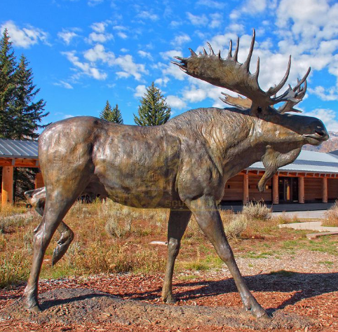 metal moose sculpture