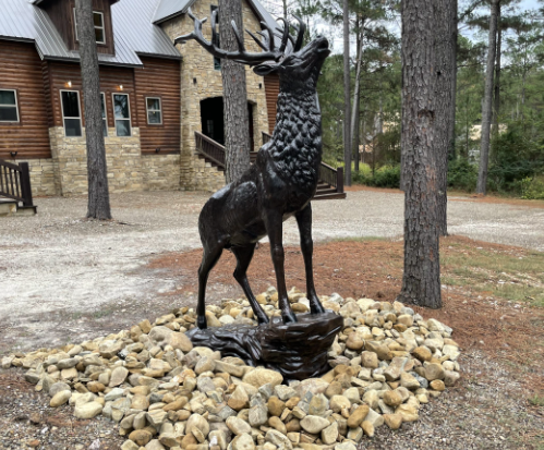 Displaying Metal Elk Sculptures2